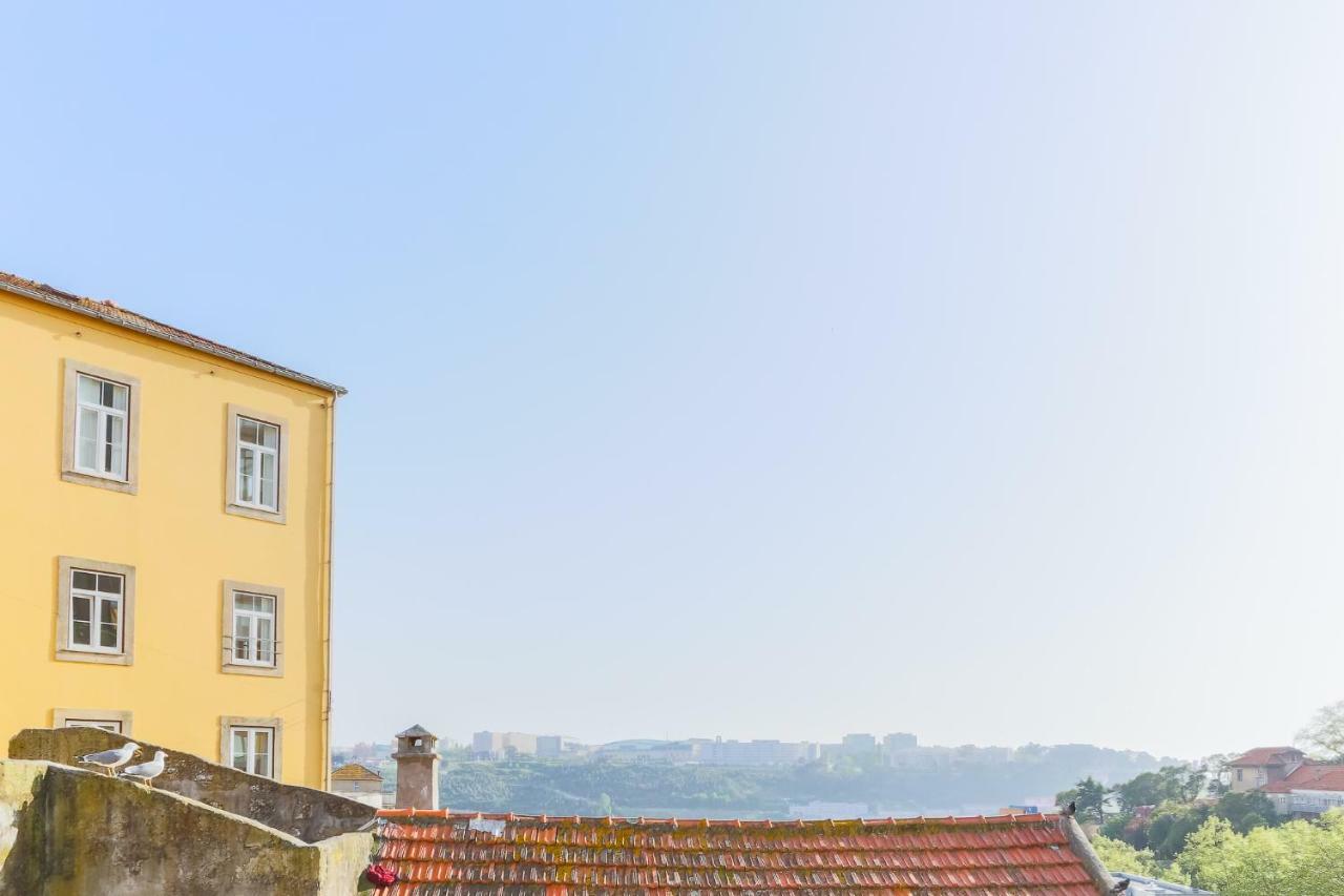Macario Wood House Apartment Porto Luaran gambar